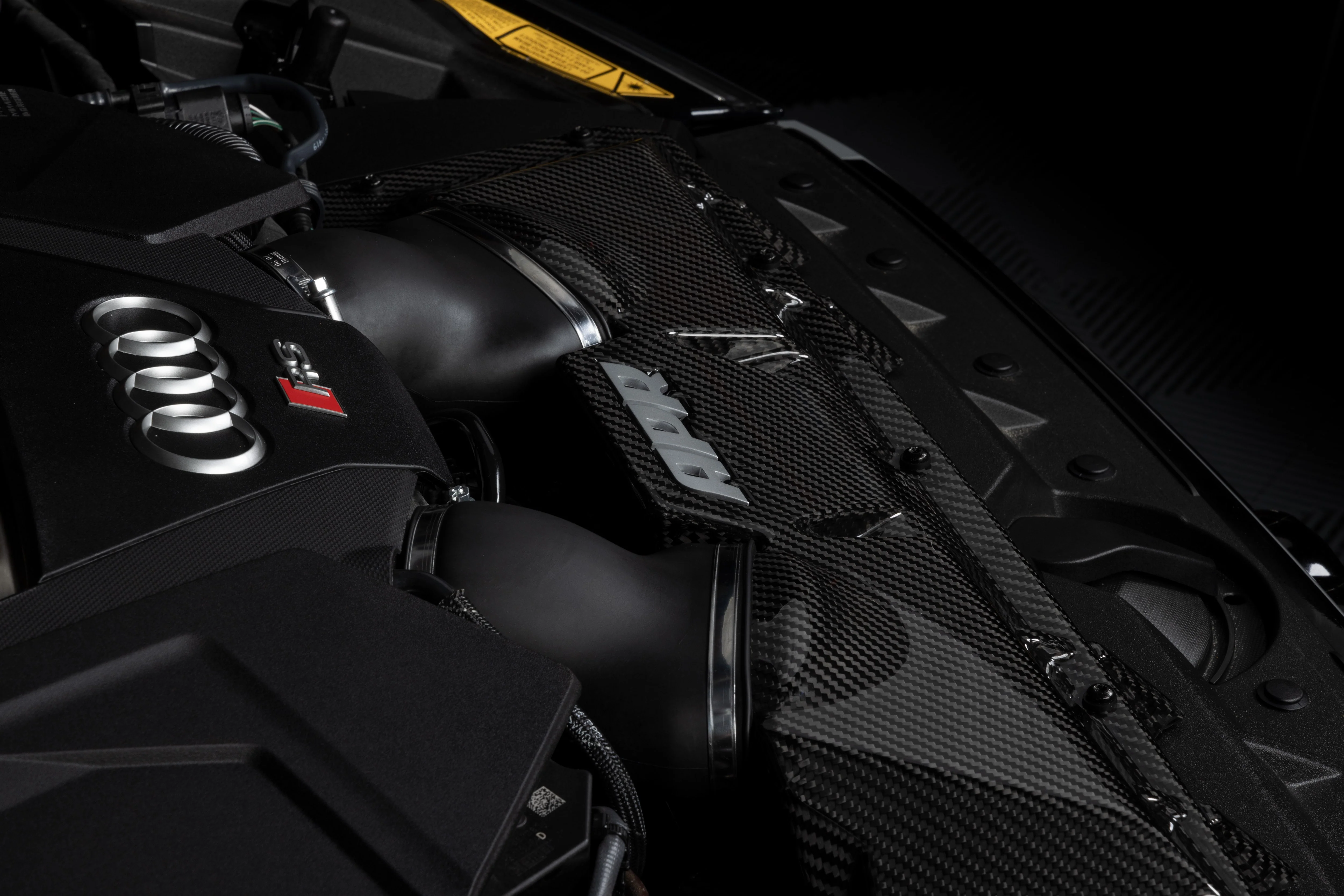 APR CARBON FIBER INTAKE - 4.0T RS6/RS7 (C8) - Image 33