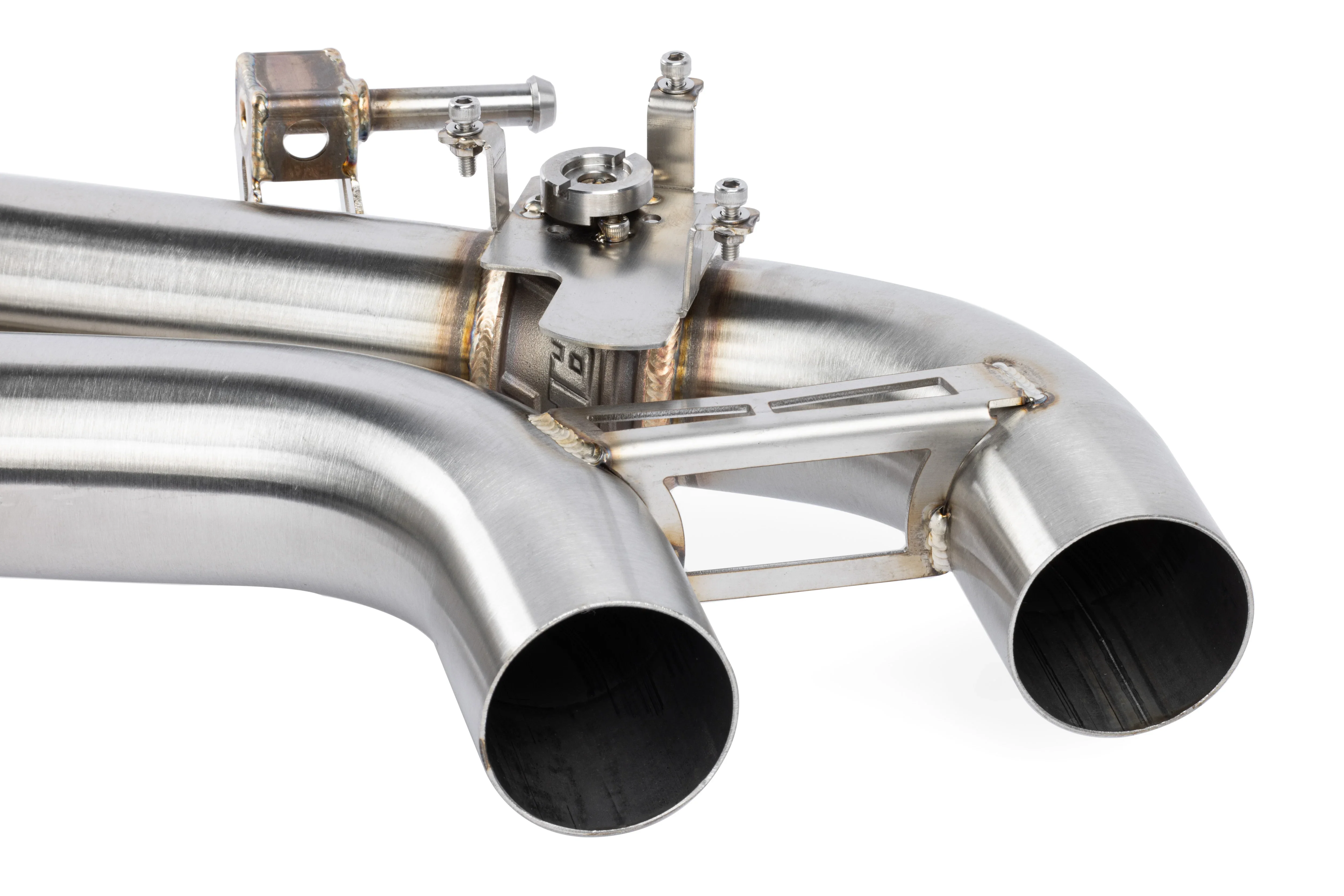 APR CATBACK EXHAUST SYSTEM - VW MK8 Golf R - Image 3