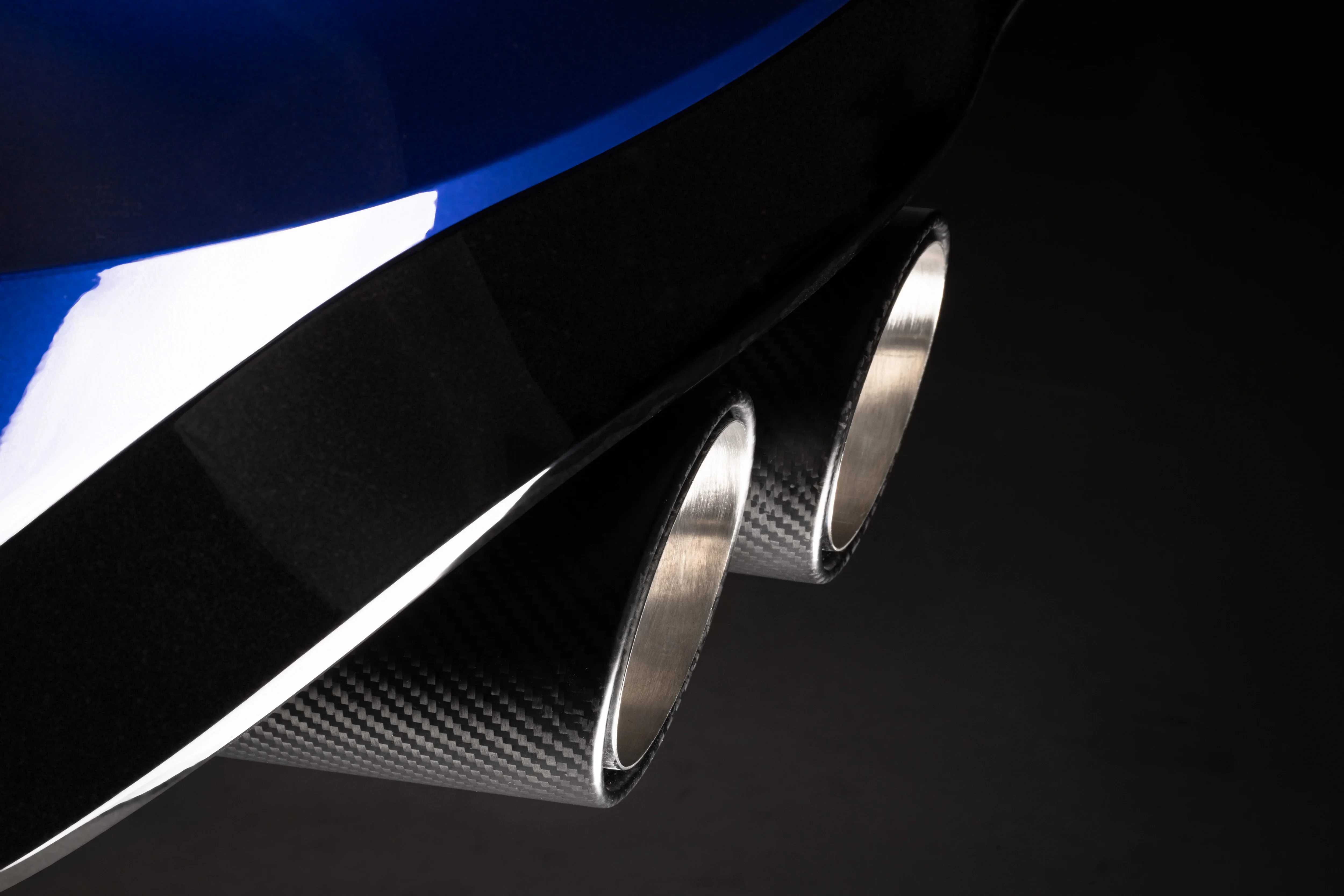 APR CATBACK EXHAUST SYSTEM - VW MK8 Golf R - Image 4