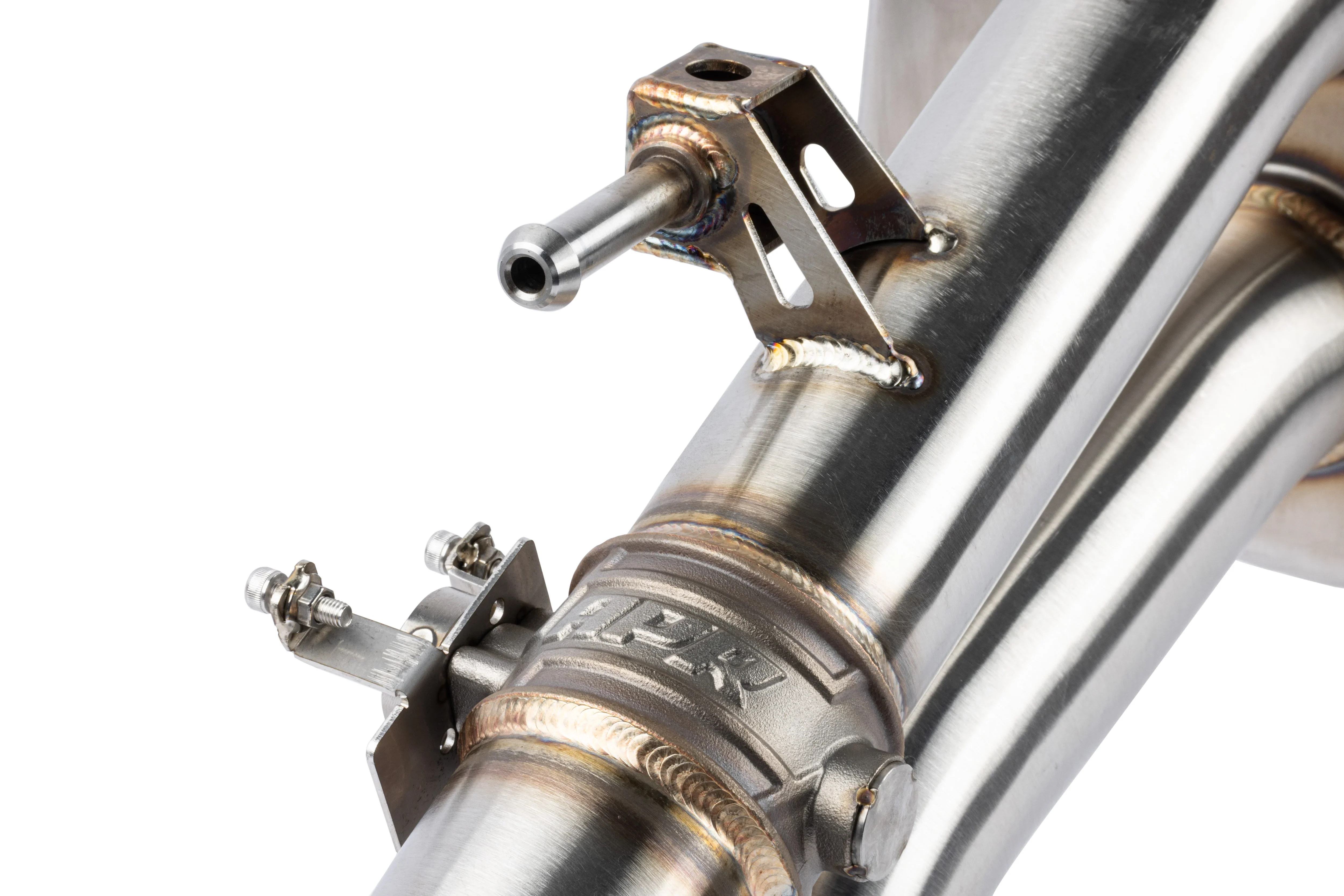 APR CATBACK EXHAUST SYSTEM - VW MK8 Golf R - Image 7