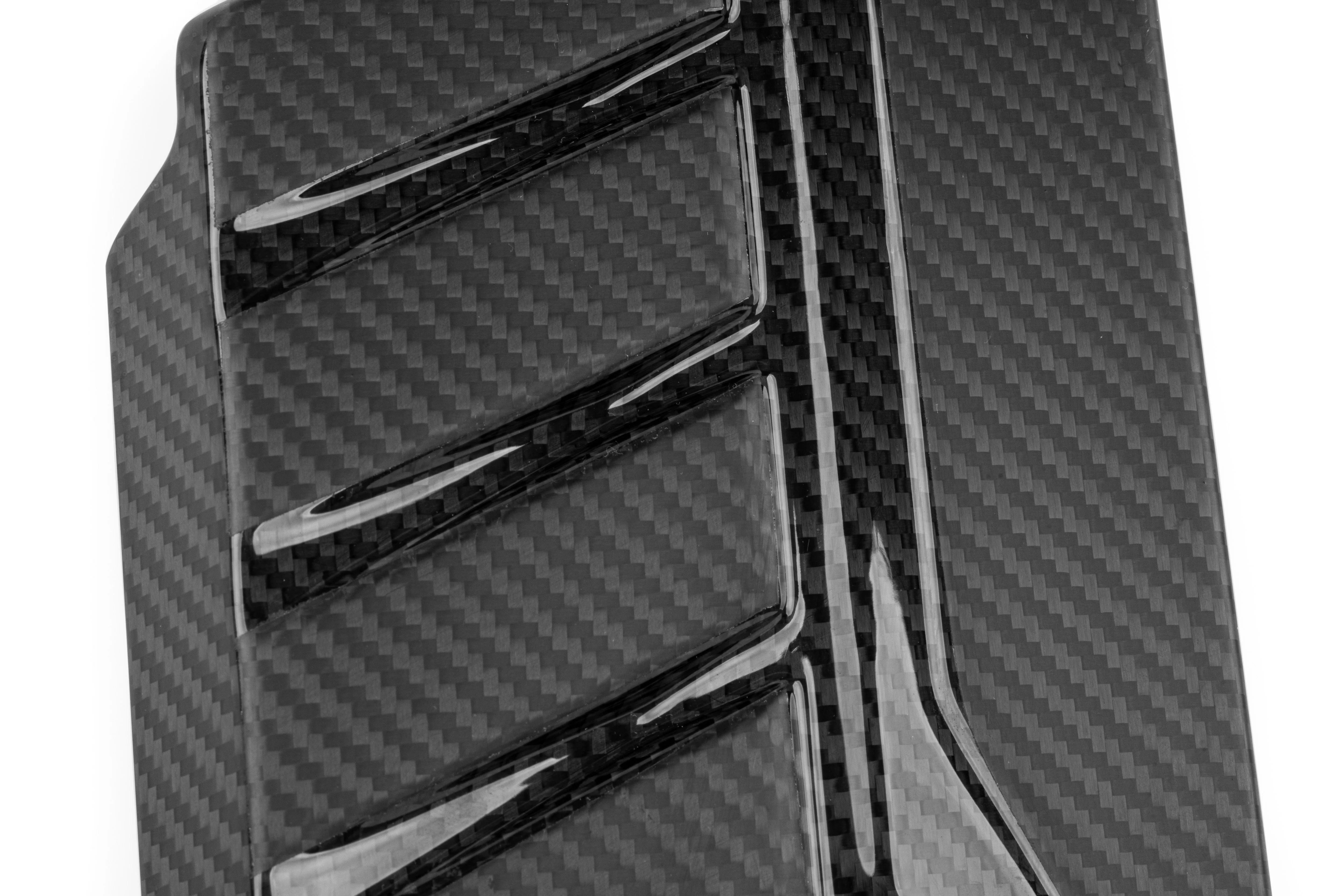 APR ENGINE COVER - 4.0T EA825 (C8) RS6/RS7 - CARBON FIBER - Image 4