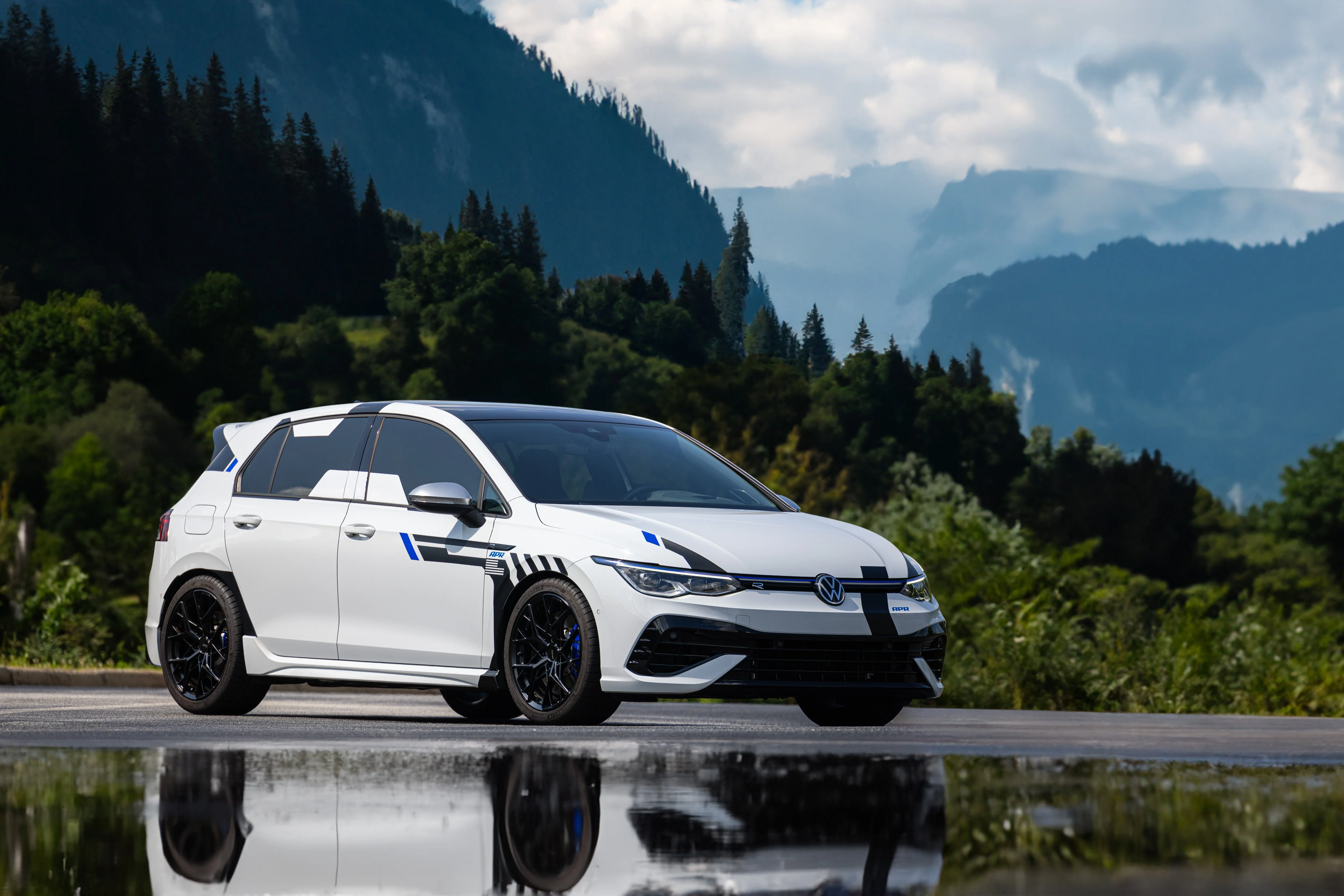 APR MK8 Golf R Roll Control Lowering Springs - Image 5