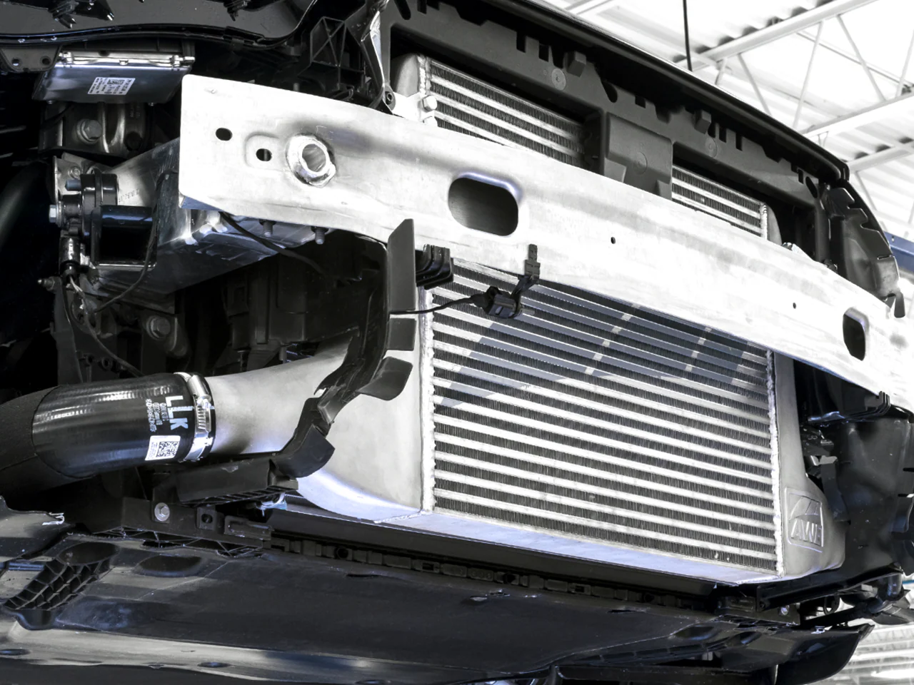 AWE ColdFront™ Intercooler for the Audi B9 A4 / A5 2.0T & S4 / S5 3.0T - Image 5