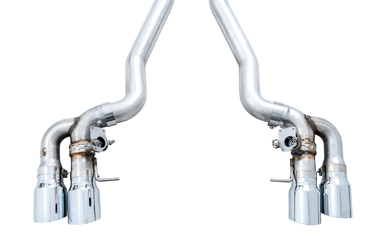 AWE SwitchPath™ Axleback Exhaust for BMW F90 M5 - Chrome Silver Tips - Image 3