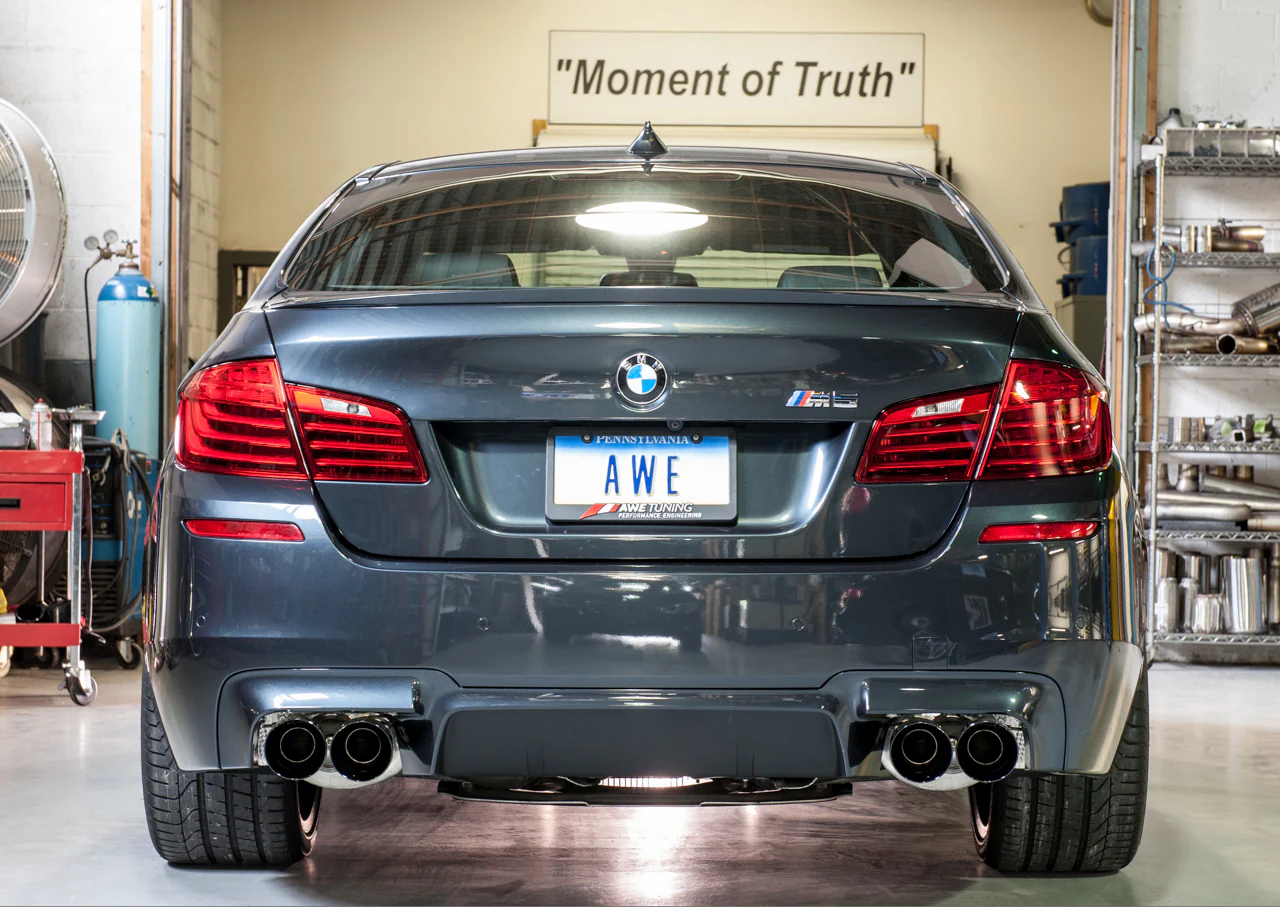 AWE Touring Edition Axle Back Exhaust for BMW F10 M5, Diamond Black Tips - Image 3