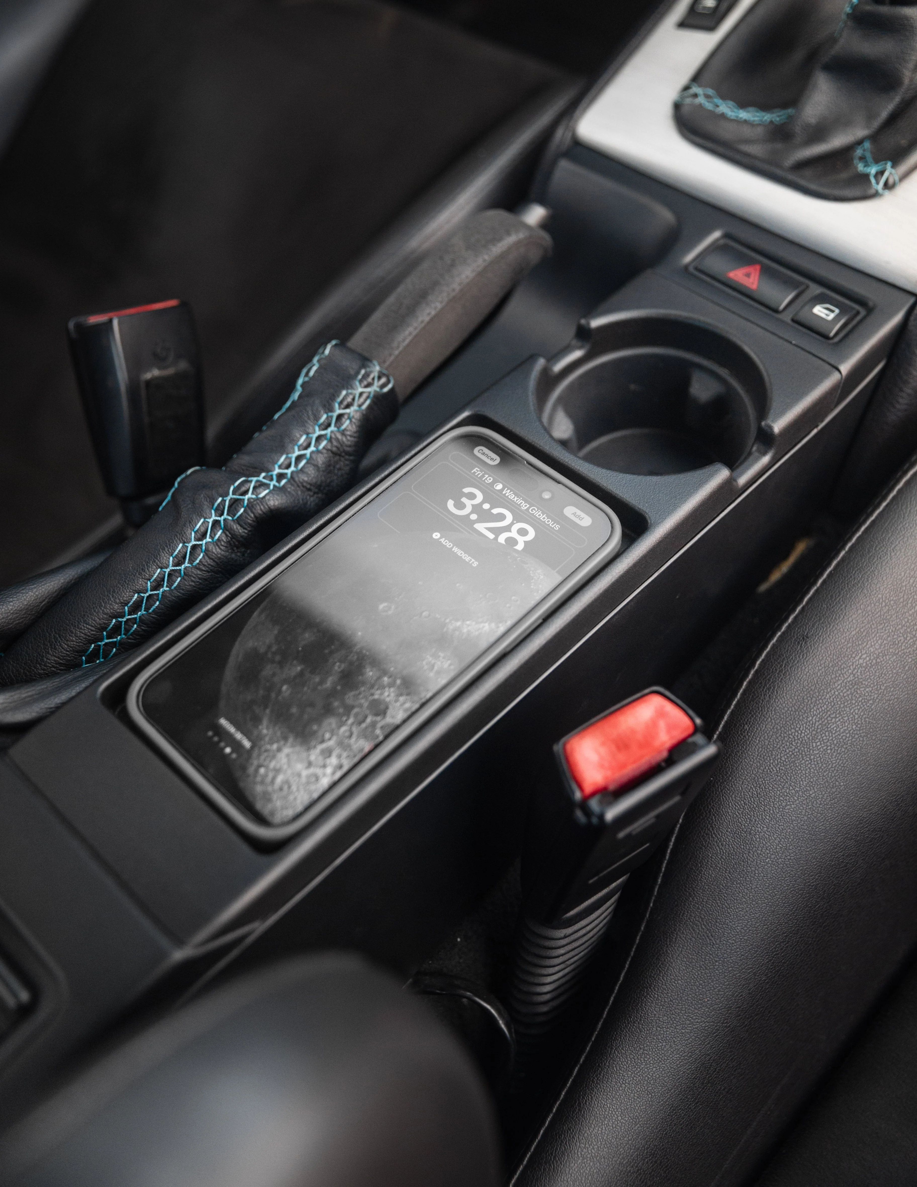 BMW E46 3 SERIES (+M3) Wireless Charger - Image 2
