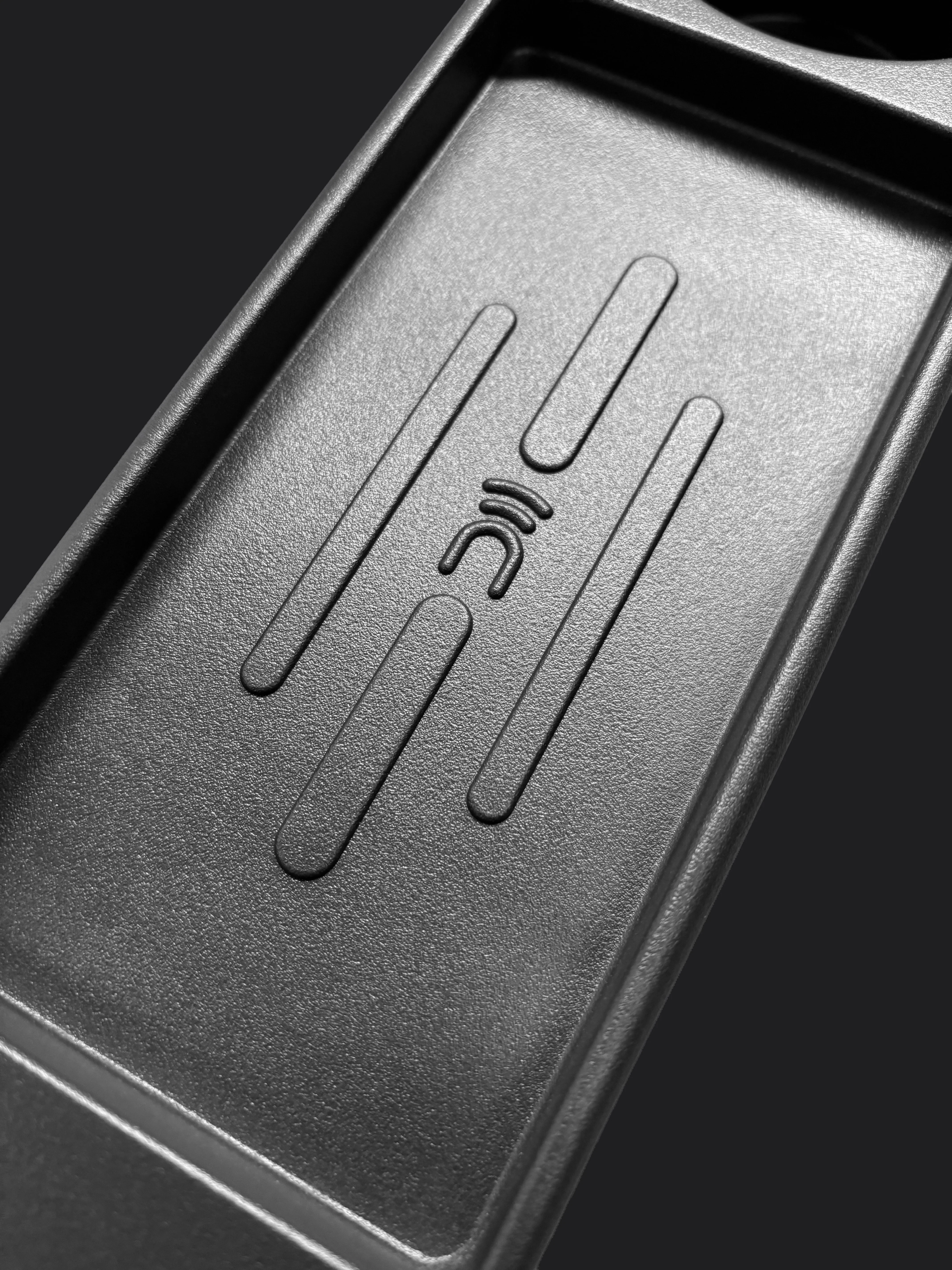 BMW E46 3 SERIES (+M3) Wireless Charger - Image 4