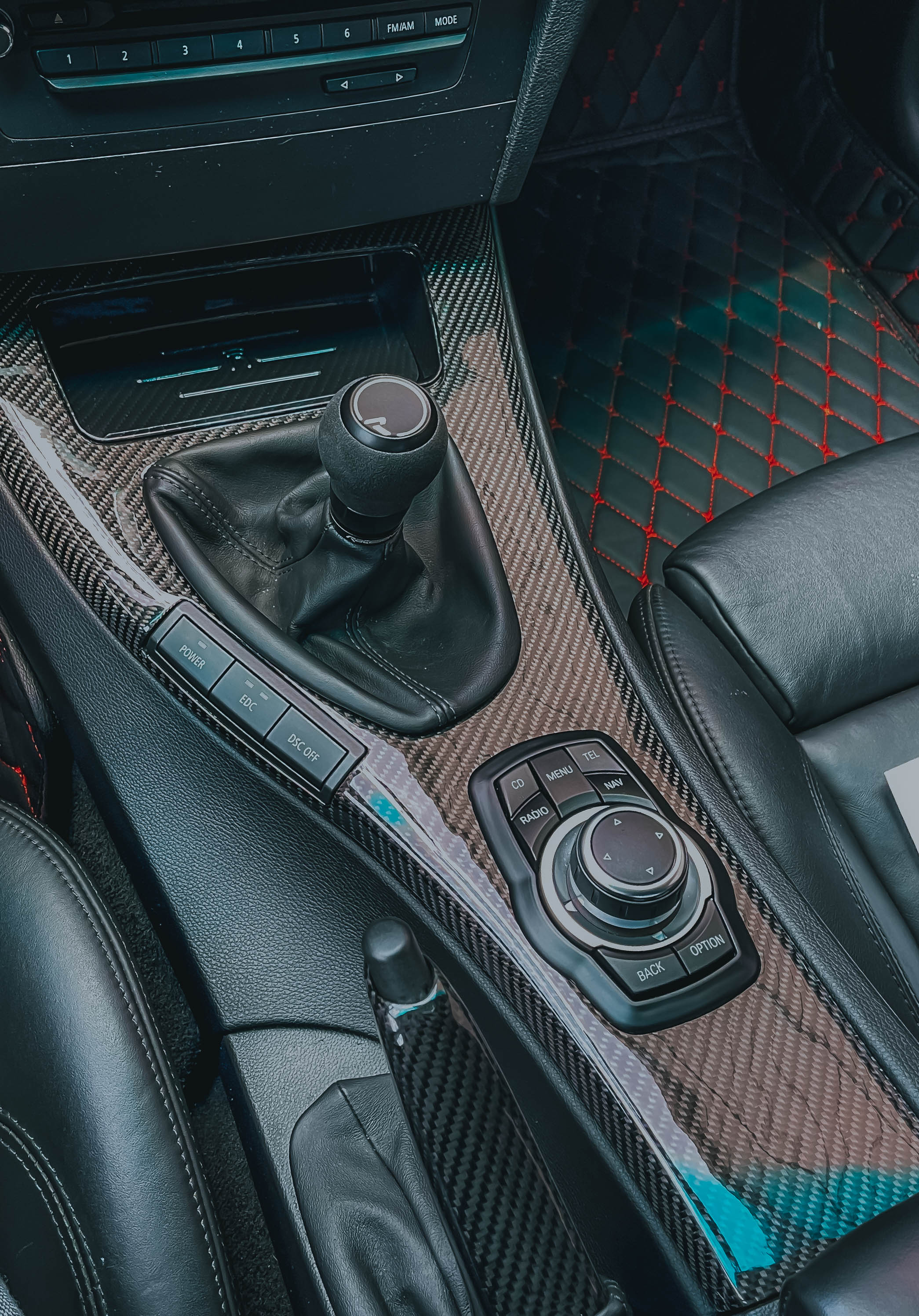 BMW E9X 3 SERIES Wireless Charger - Image 13