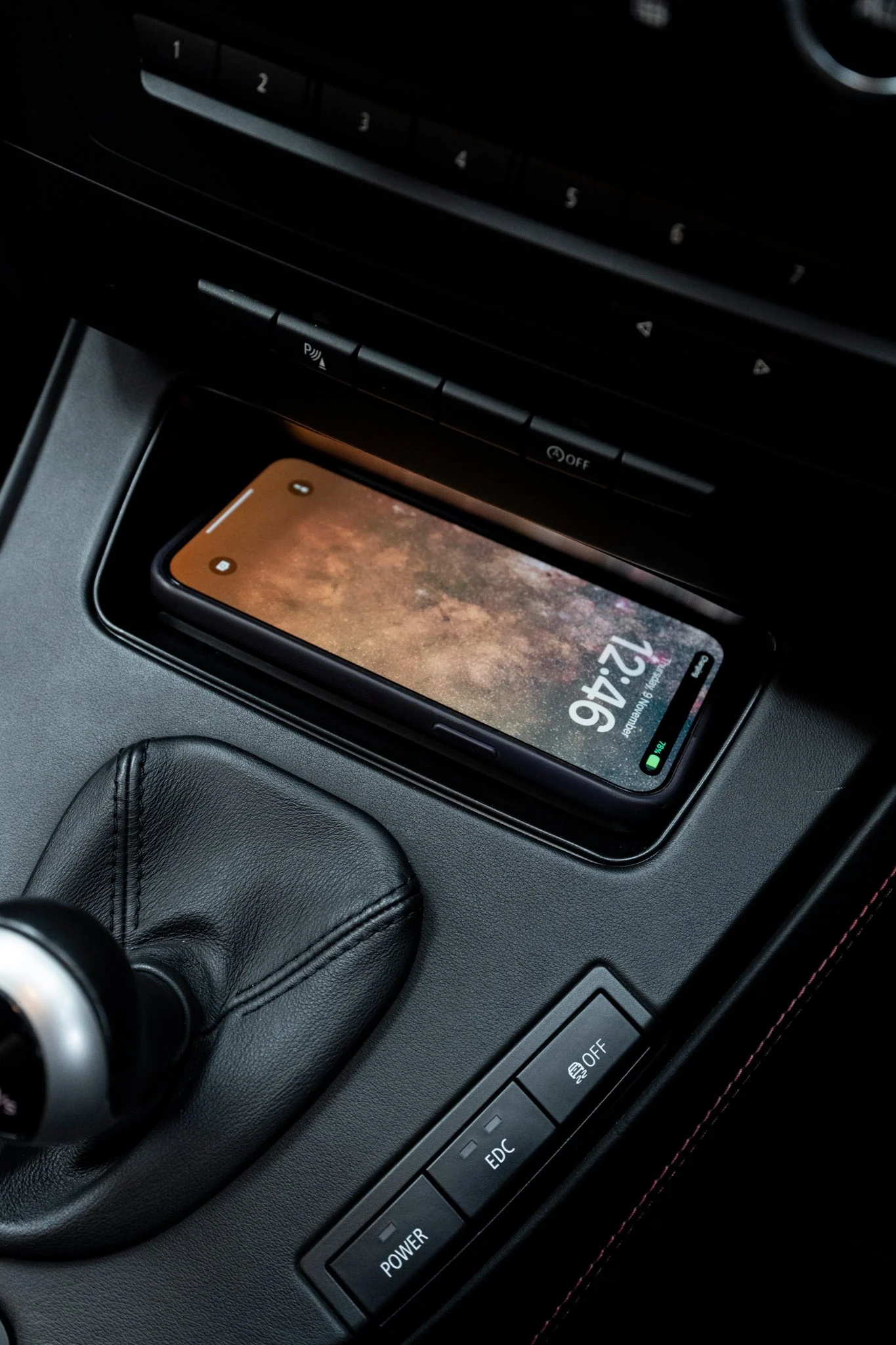 BMW E9X 3 SERIES Wireless Charger - Image 8