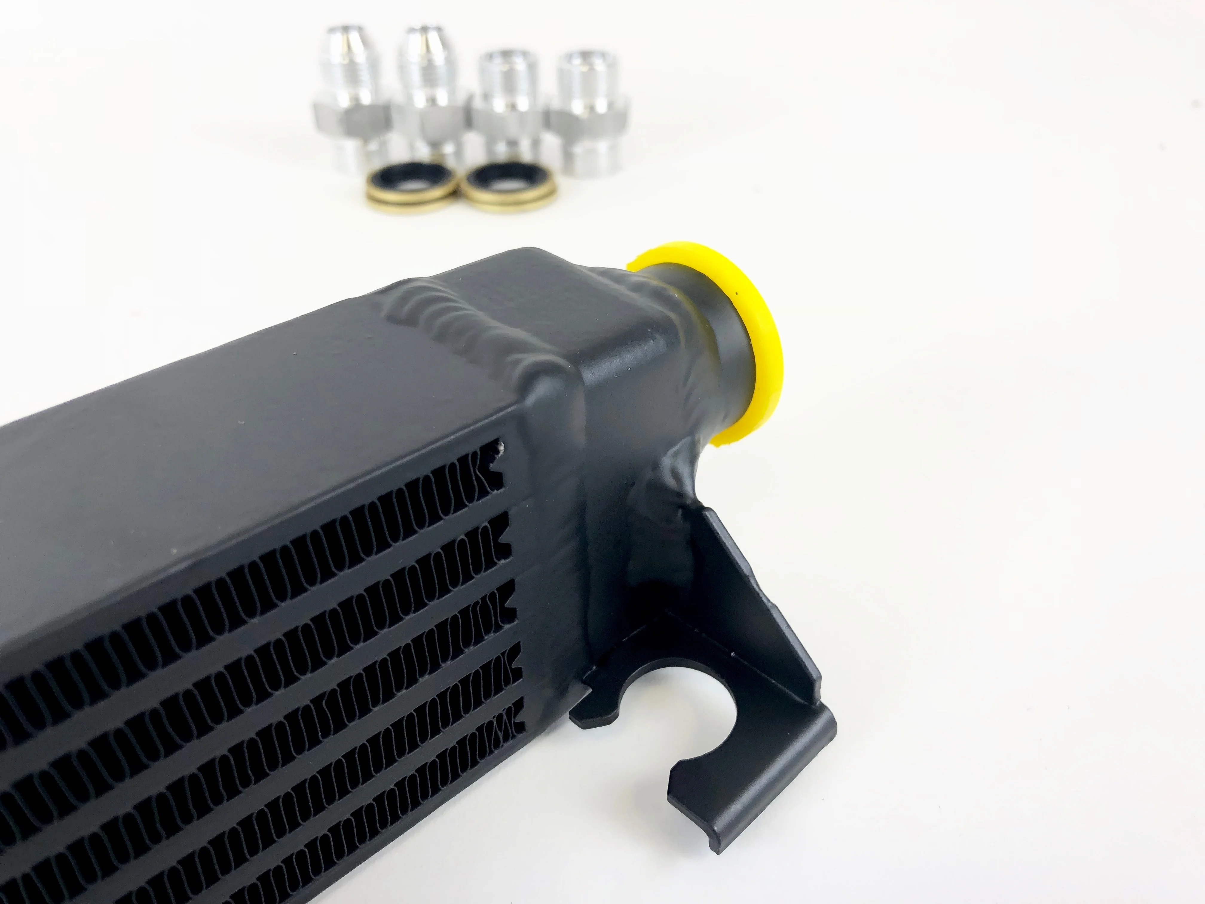 CSF High Performance Oil Cooler - E30 / E24 / E31 (OEM and -10AN Fittings) - Image 4