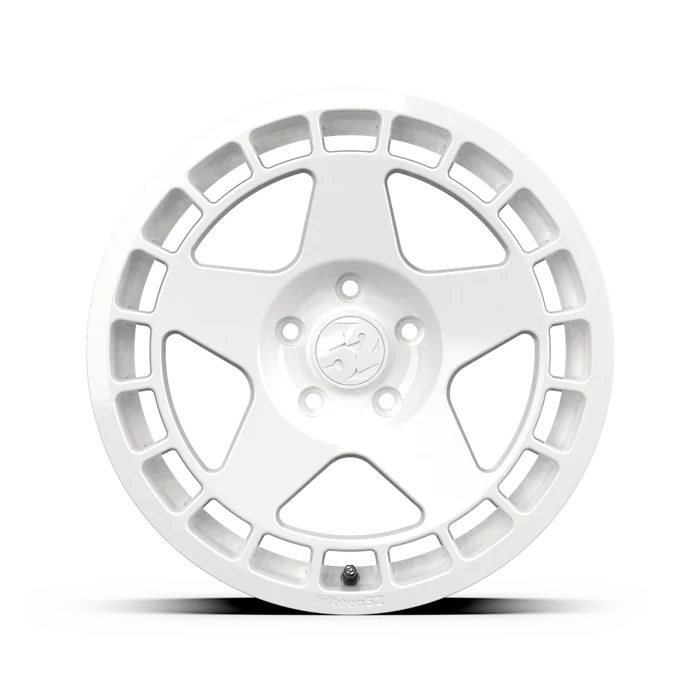 Fifteen52 TURBOMAC 17x7.5 5x100 ET30 RALLY WHITE (GLOSS WHITE)