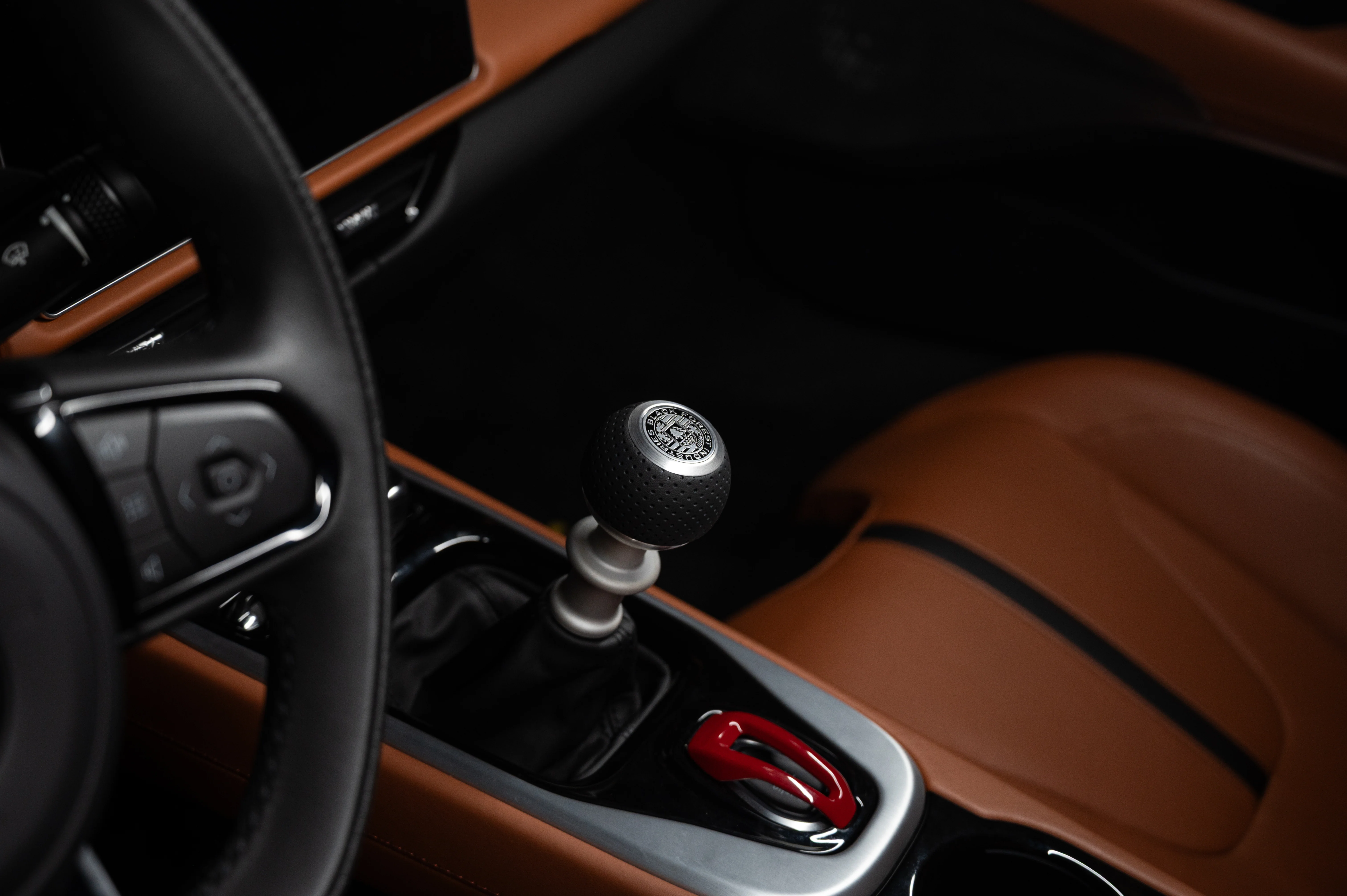 GS2 Napa Leather (Lotus Emira Manual) - Image 3