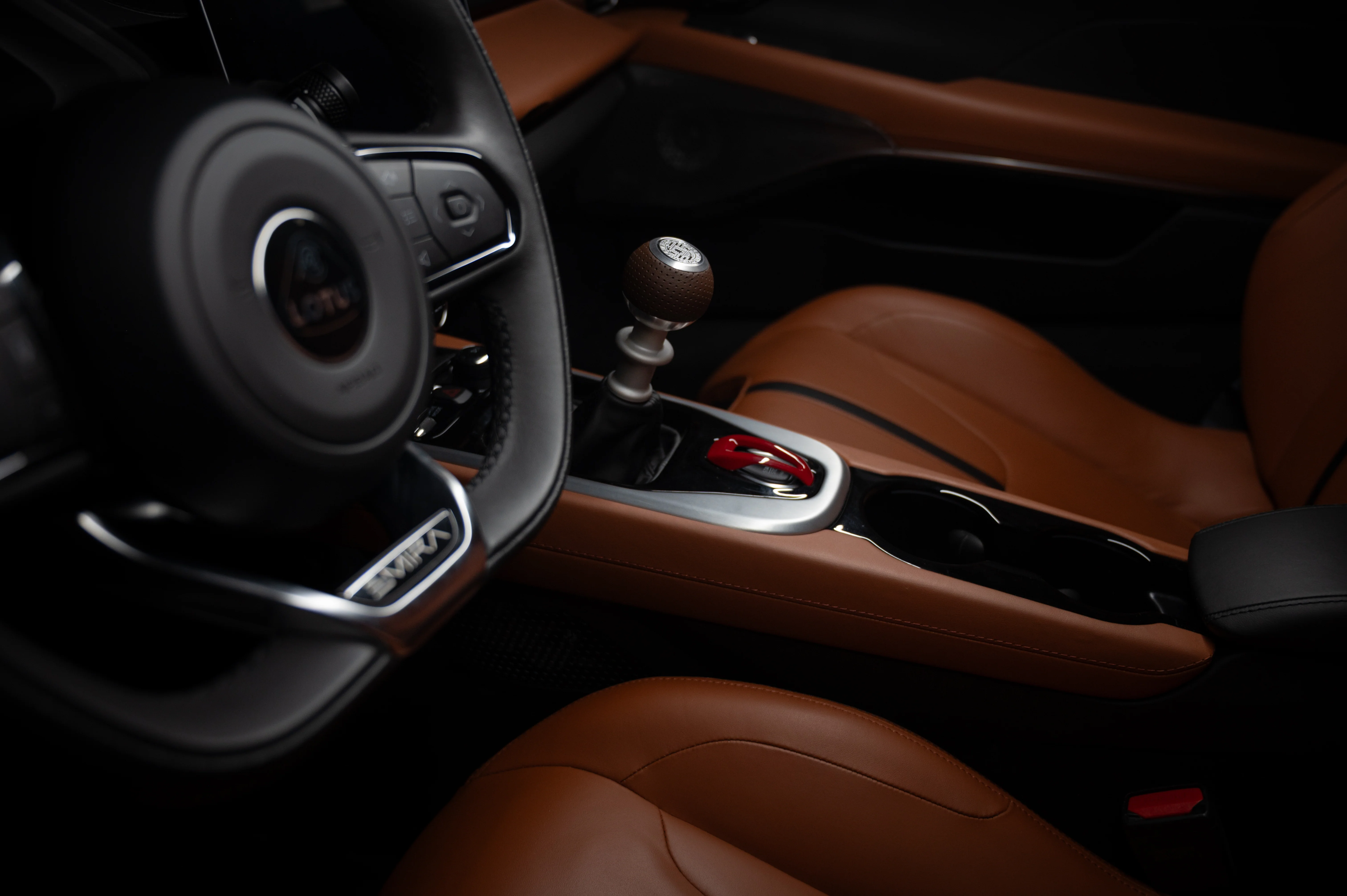 GS2 Air Leather (Lotus Emira Manual) - Image 25