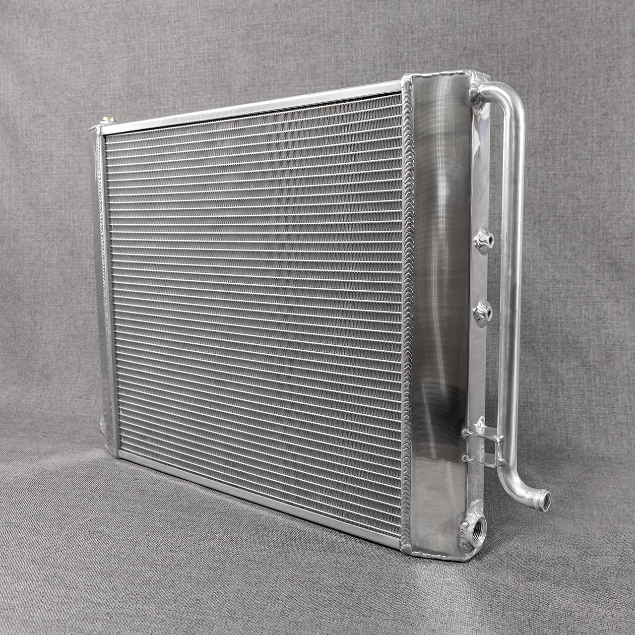 Merc Racing High Coolant Capacity heat exchanger for Audi S6, S7, A7, A6, Q5, SQ5, S4, S5 Polished - Image 2