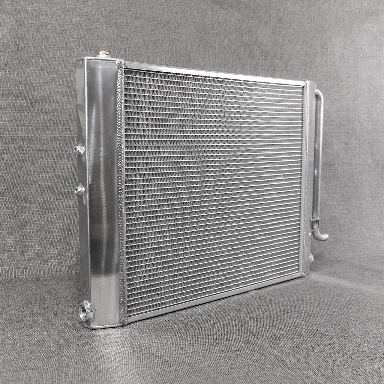 Merc Racing High Coolant Capacity heat exchanger for Audi S6, S7, A7, A6, Q5, SQ5, S4, S5 Polished - Image 3