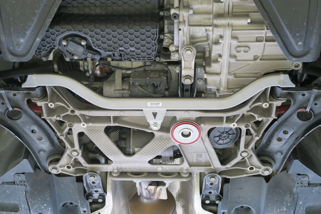 iSWEEP Power Brace | Lower Arm Front • MQBe GTI/Golf R Mk8, S3/RS3 8V.2/8Y - Image 3