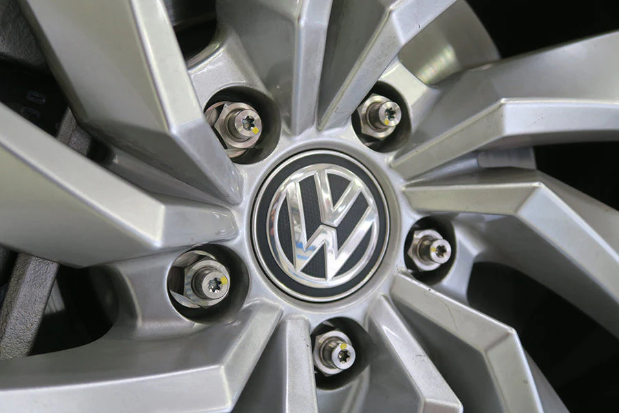 iSWEEP Titanium Wheel Stud Conversion - Image 9