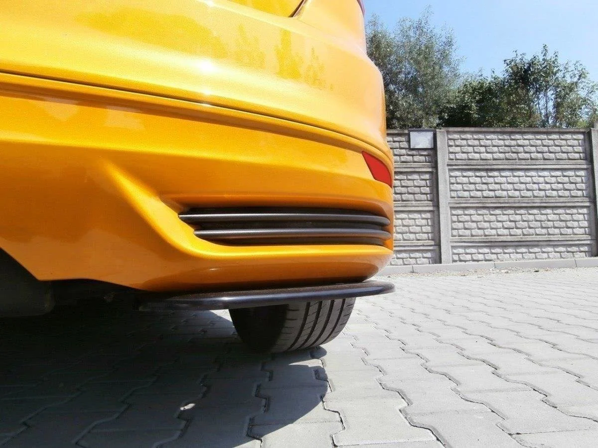 Maxton Design MK3 Ford Focus ST PRE-FACELIFT Rear Side Splitters - Image 2