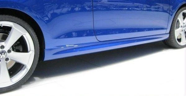 Maxton Design MK5/MK6 Golf/GTI Golf R Look Side Skirts - Image 2