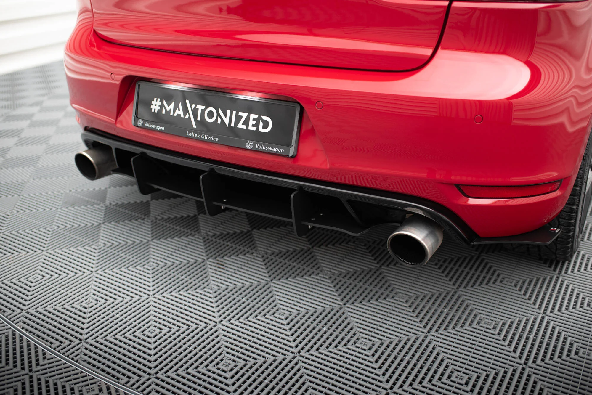 Maxton Design MK6 GTI Rear Diffuser & Rear Side Splitters - Image 2