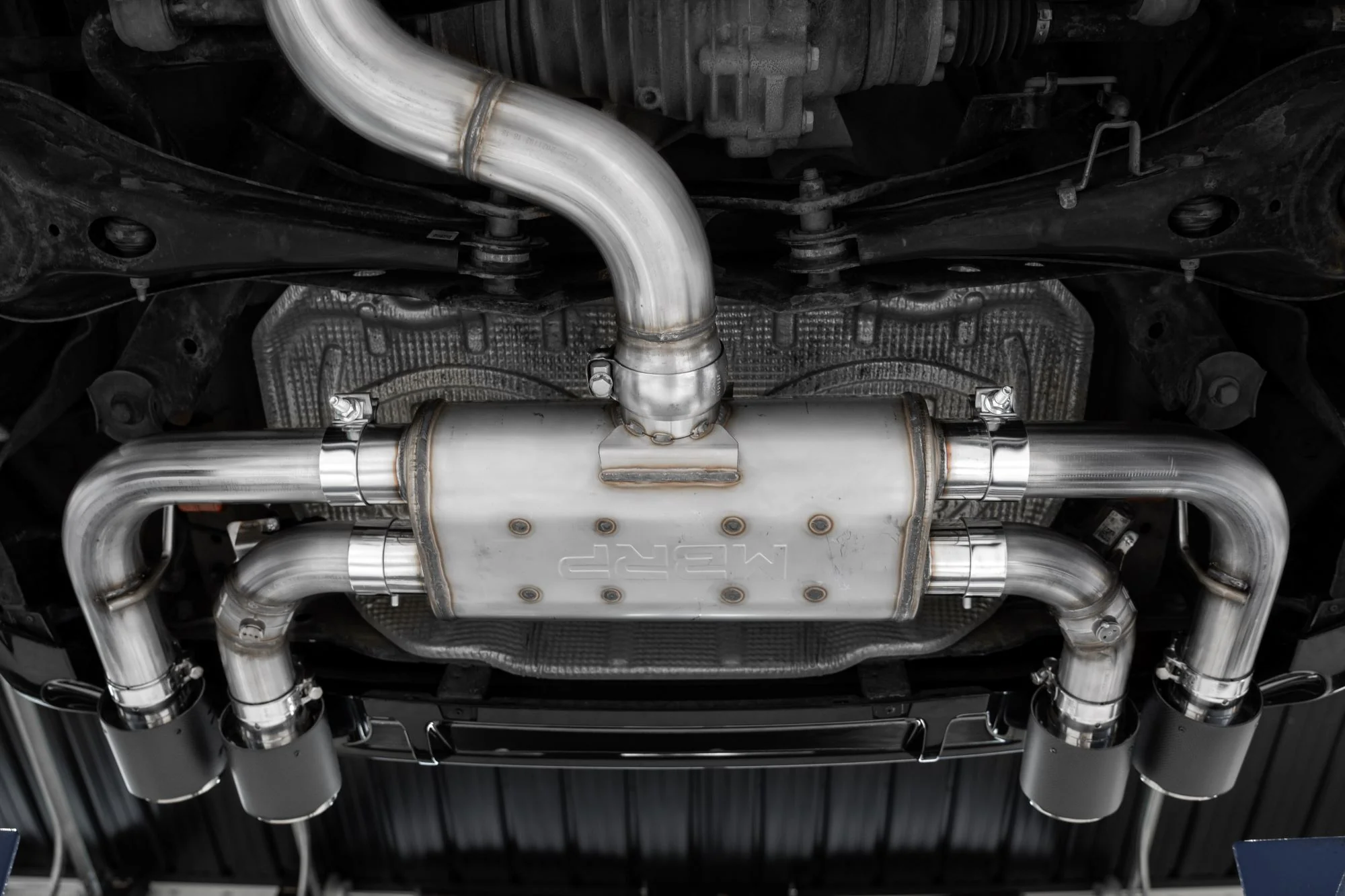 MBRP Armor Pro Series Catback Exhaust with Carbon Fiber Tips (Active Exhaust) - MK7/MK7.5 Golf R - Image 3
