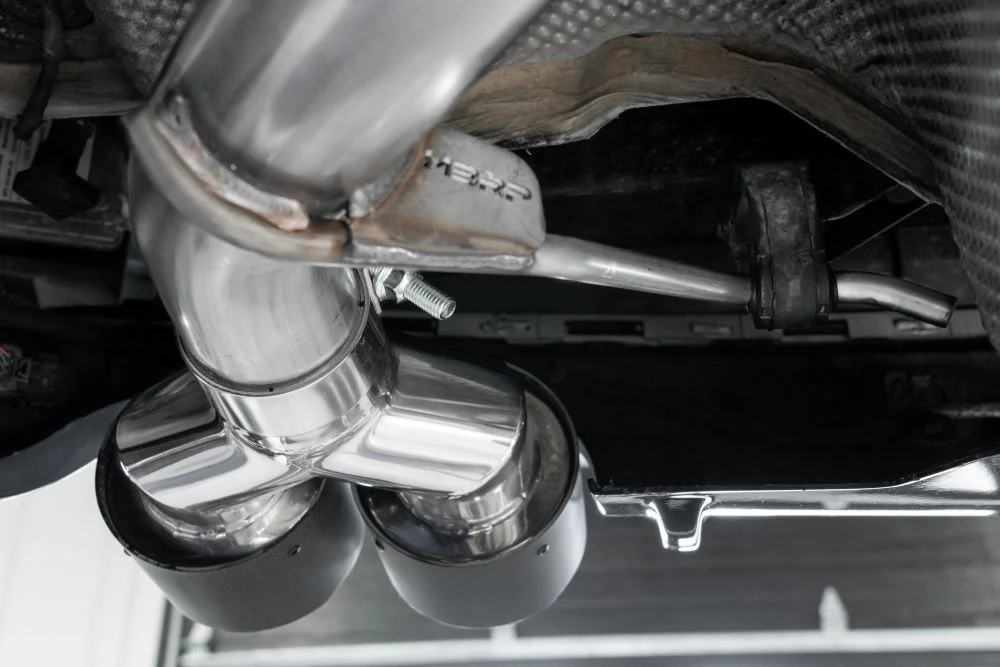 MBRP Armor Pro Series 2.5" Axle-Back, Dual Rear Exit with Quad Carbon Fiber Tips - Audi SQ5 (Gen 1) - Image 6