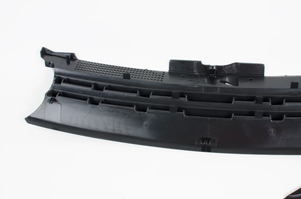 MK4 Golf Badgeless Grille (3-Bar) - Image 5