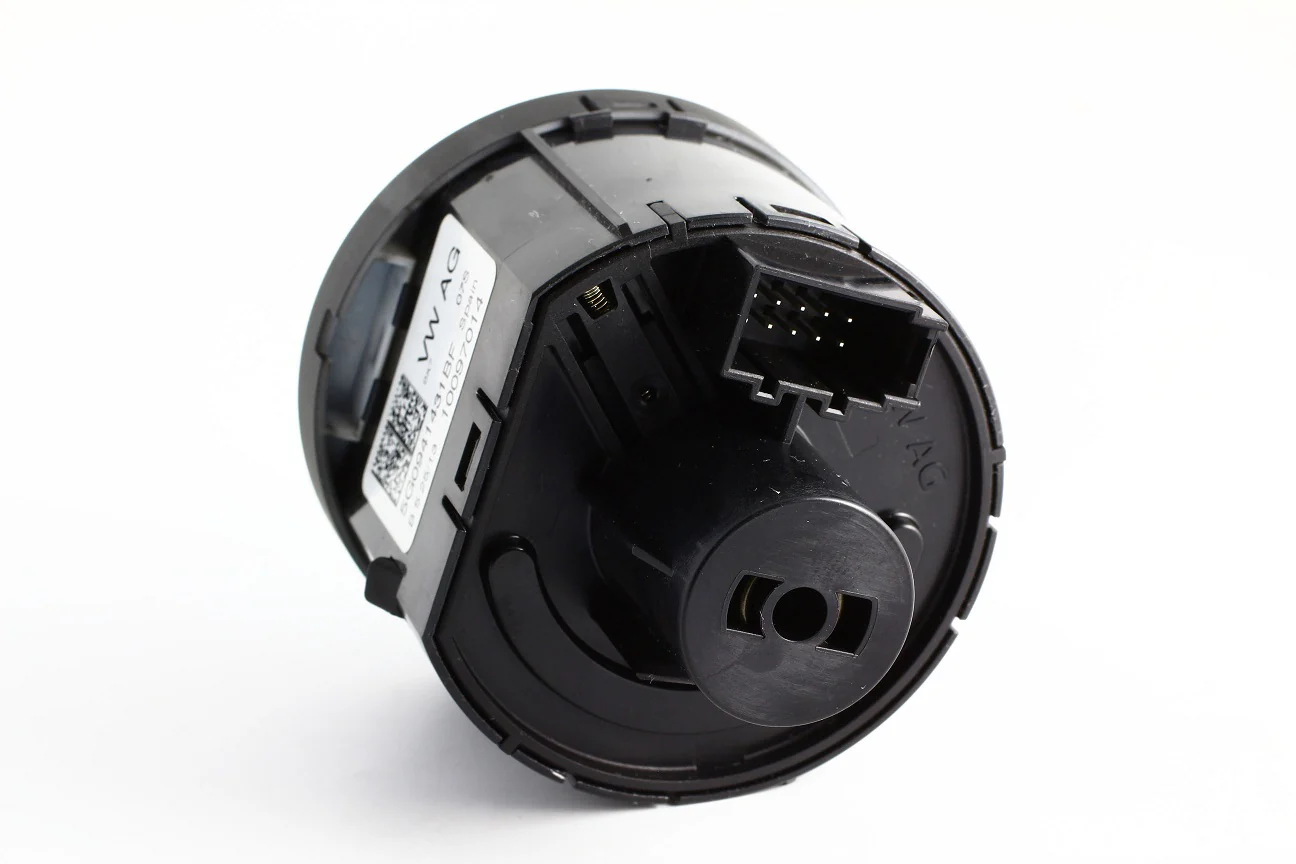 MK7 Golf / GTI Brushed Euroswitch (without Auto) - Image 3