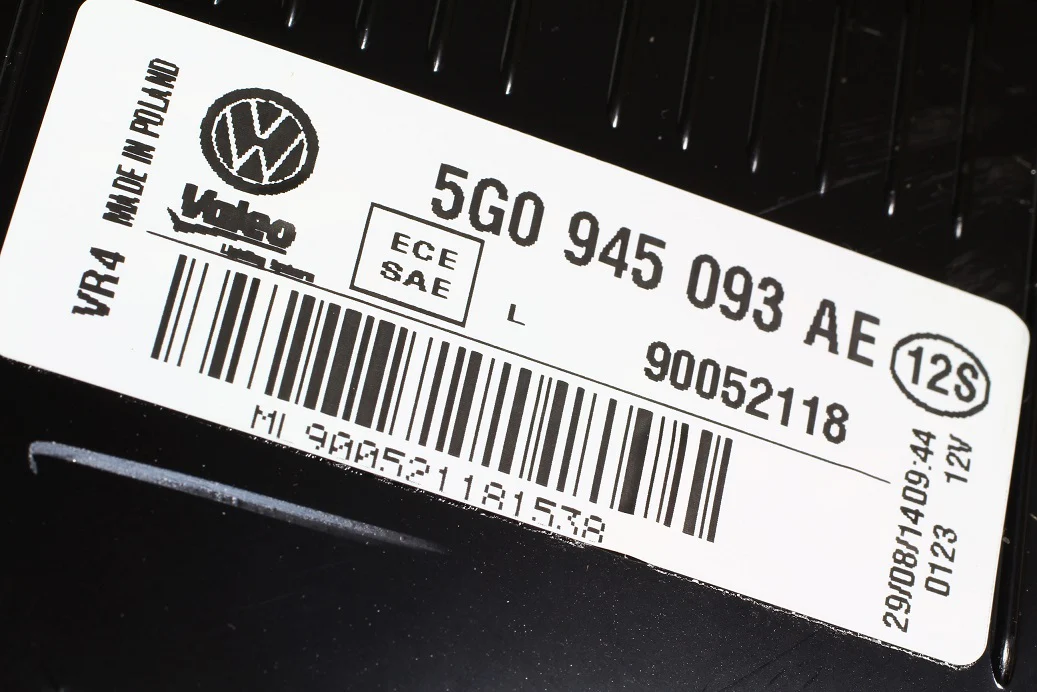 MK7 GTI Inner Light w/ Rear Fog - Image 4