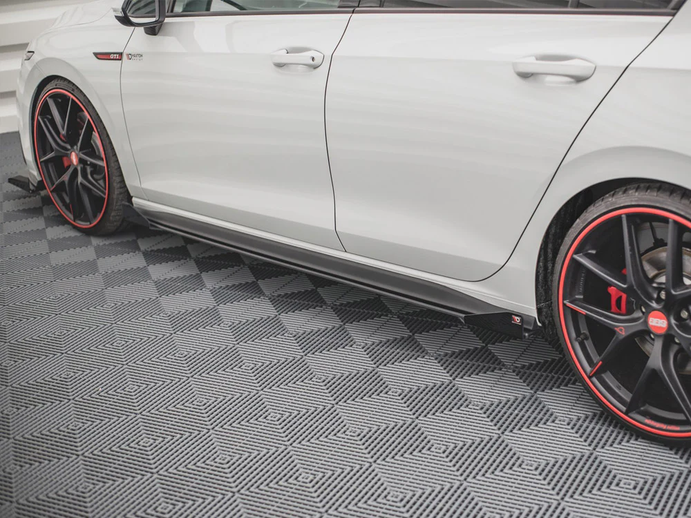 RACING DURABILITY SIDE SKIRTS DIFFUSERS (+FLAPS) VW GOLF 8 GTI / GTI CLUBSPORT / R-LINE (2020-) - Image 3