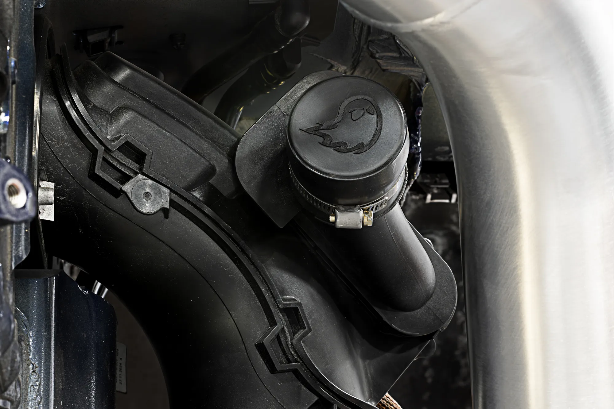 Soul Performance Porsche 992.2 Carrera GTS SOUL VTA Charge Pipe - Image 7