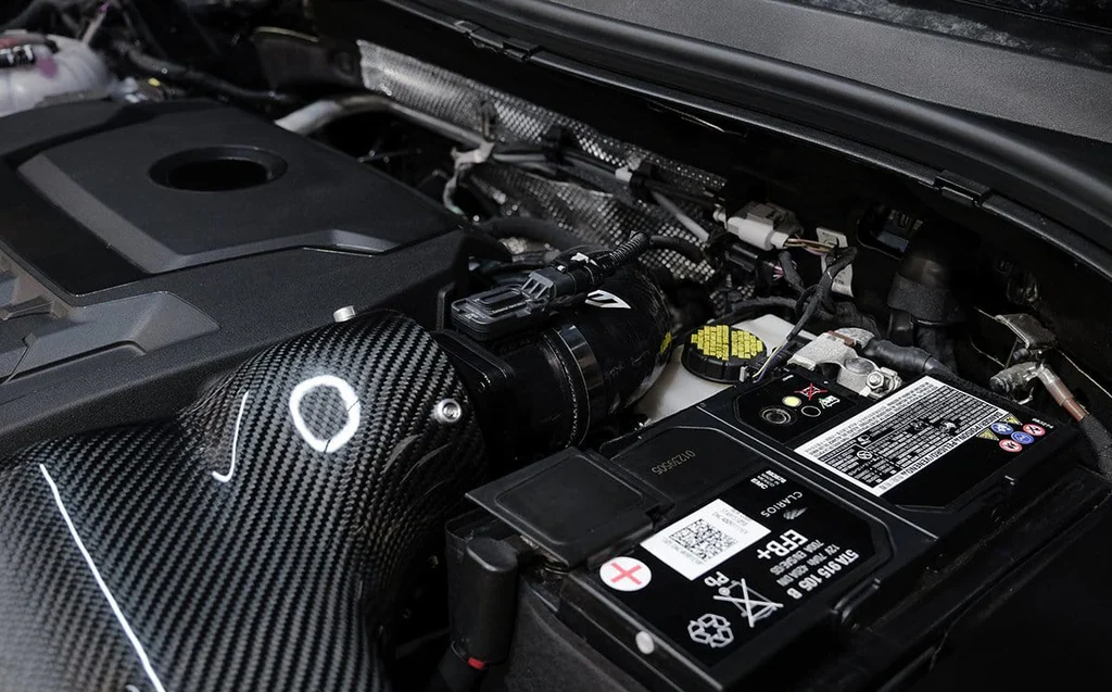 Unitronic Carbon Fiber Cold Air Intake for Tiguan MK2 Gen3-B - Image 3